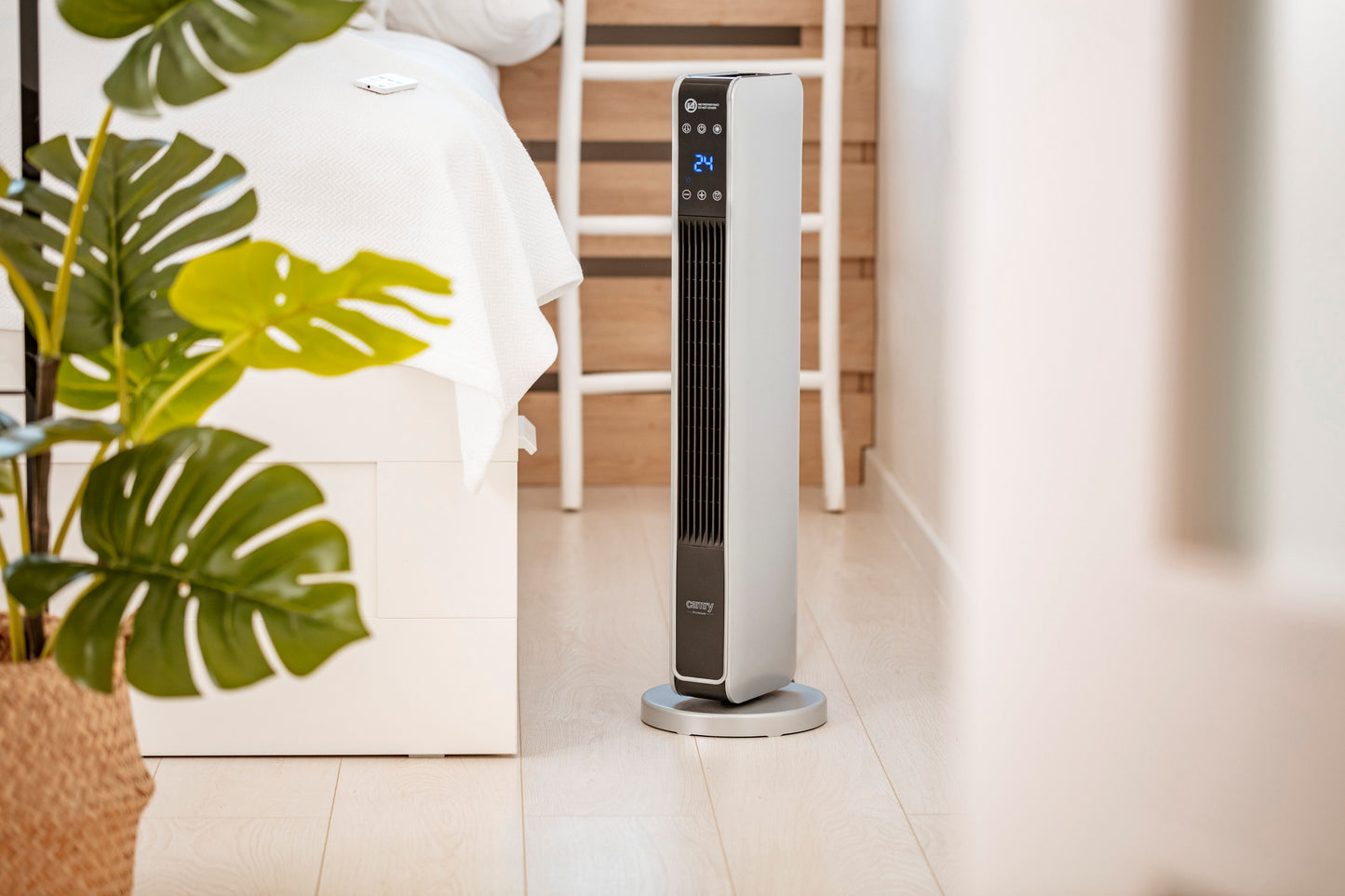 Camry CR 7722 Ceramic fan heat tower LCD + Remote control + Timer 000118