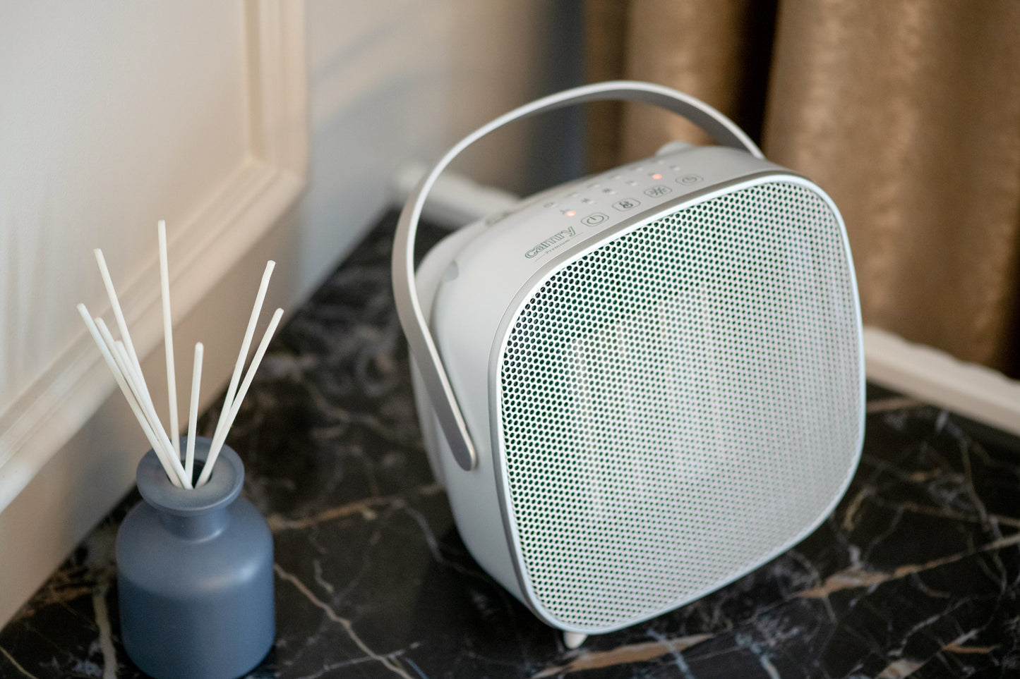 Camry CR 7732 Ceramic heater with LED 000115