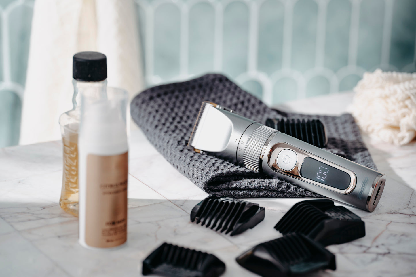 Mesko MS 2843 Hair clipper with LCD 000999