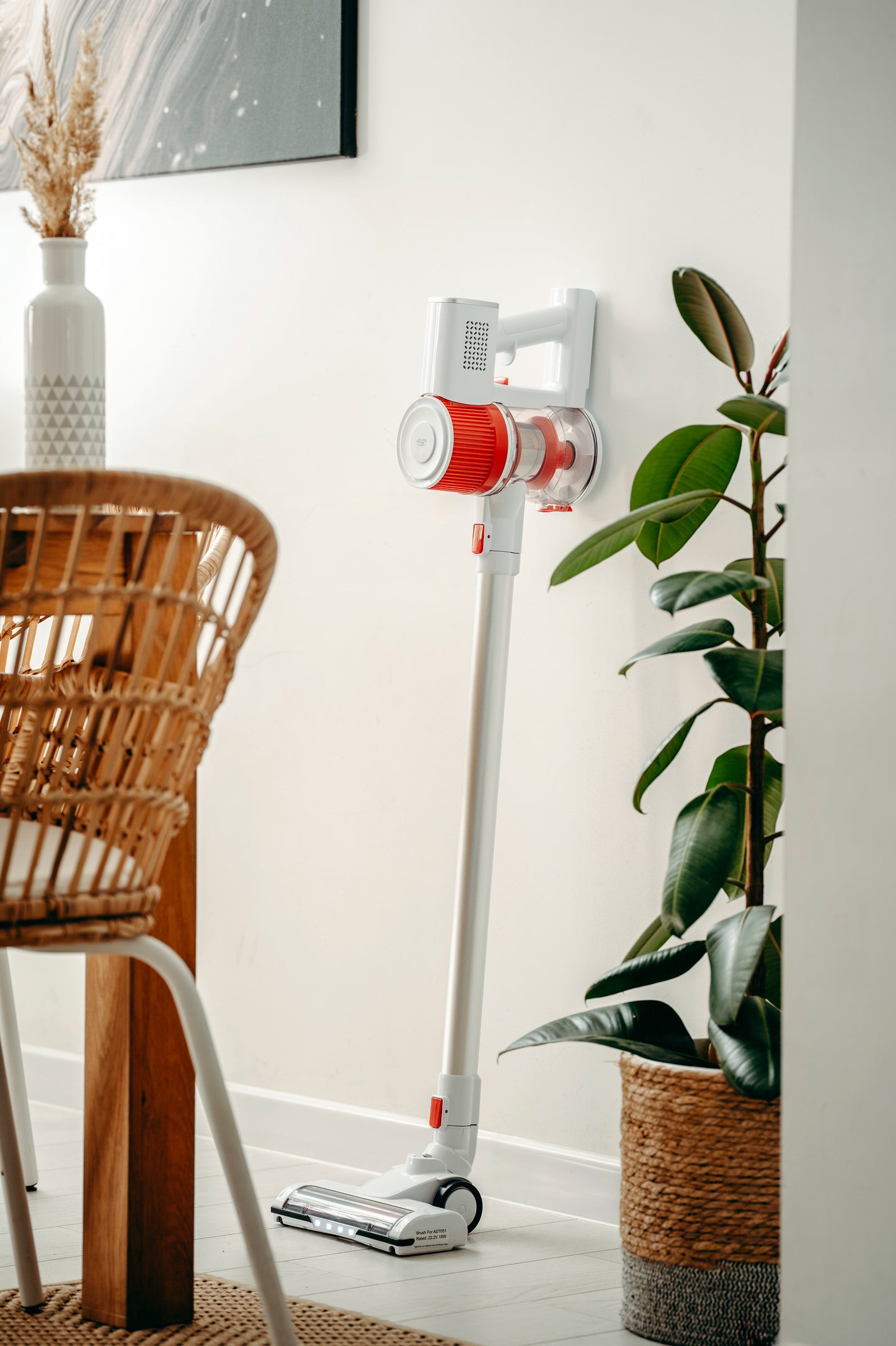 Adler AD 7051 Cordless Vacuum cleaner - 00105