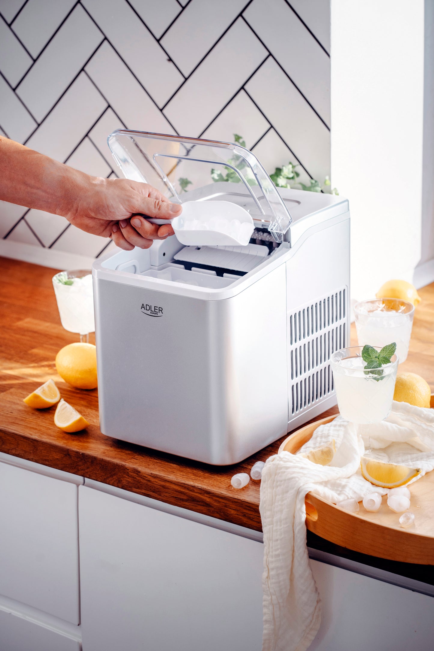 Adler Ice Maker AD 8086 00045
