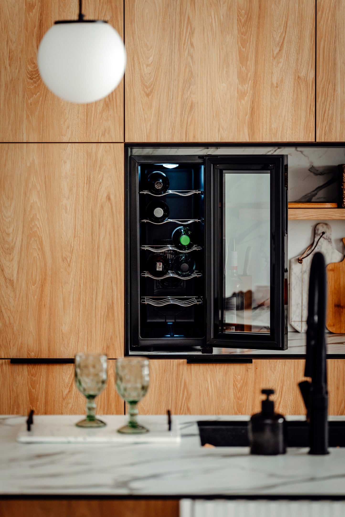 Adler AD 8083 Beverage pantry 00046